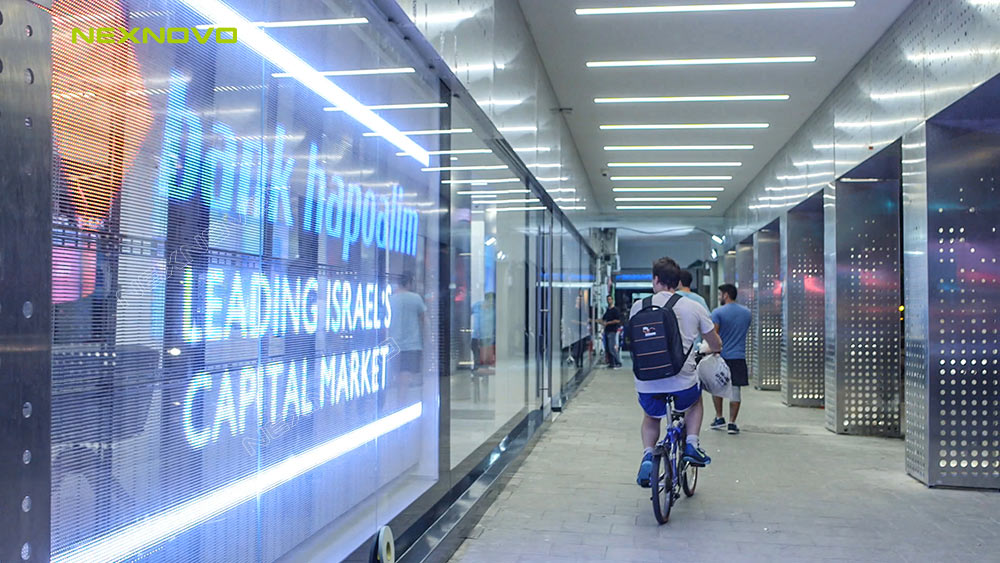 Hapoalim bank transparent LED display(图4)