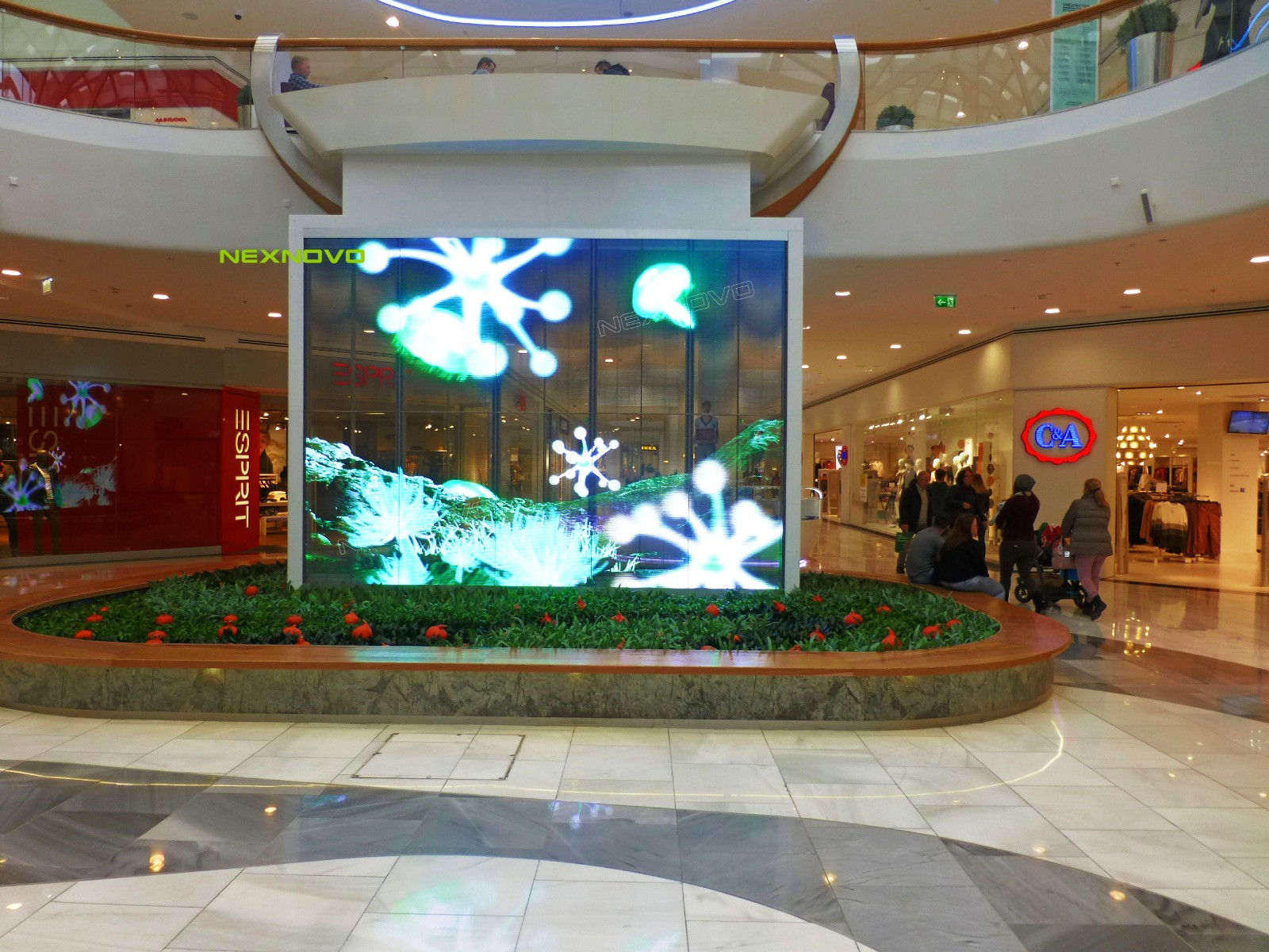 Vienna, Austria double-sided transparent LED screen(图7)