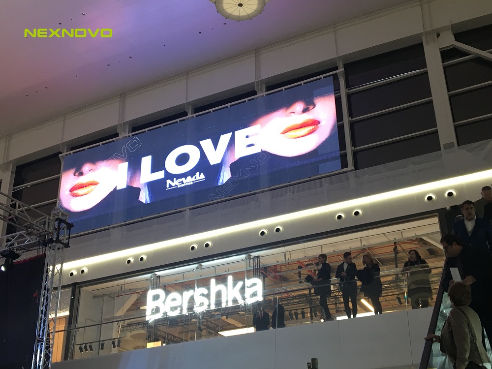 NEVADA Shopping mall with NEXNOVO transparent LED screen(图1)